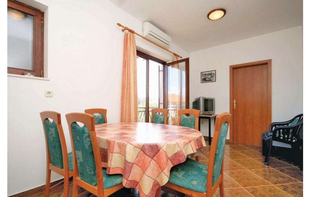 Apartments Perina ชิเบนิก ภายนอก รูปภาพ